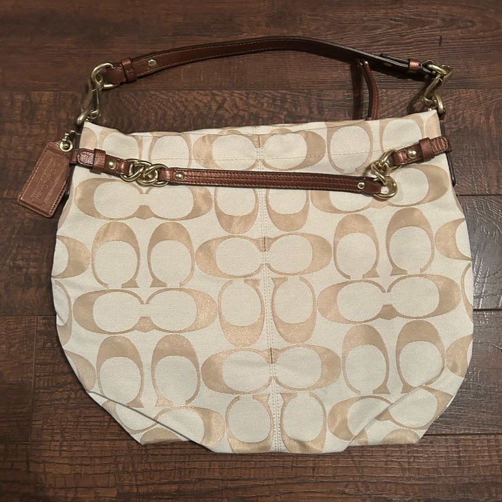 Coach Shoulder Bag